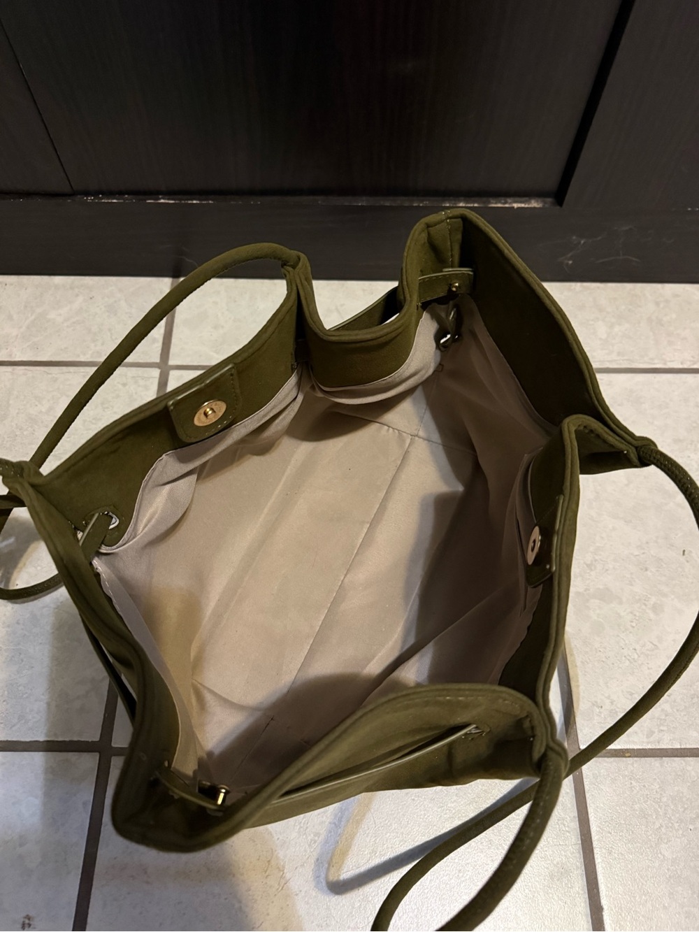 Olive Green faux suede bag - Picture 3 of 3
